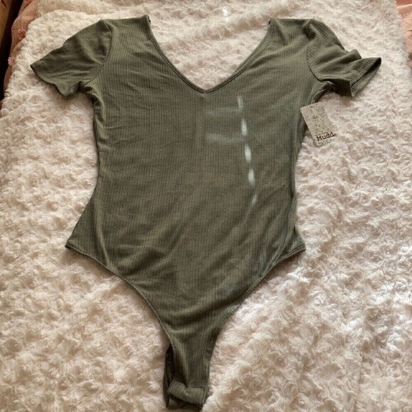 Mudd Tops - Mudd Green ribbed bodysuit